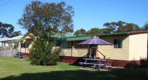 Alonga Cottages - Tweed Heads Accommodation